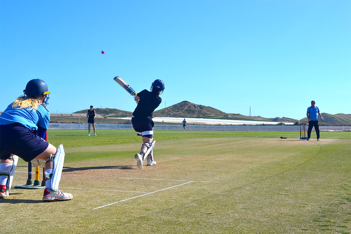 El campo de críquet acreditado por la ICC de Desert Springs